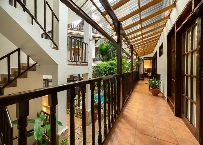 Gringo Bill's Boutique Hotel